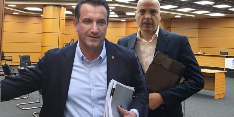 Veliaj akuzon prokurorin në sallë: Më burgose se su kënaqe me lejet që të dhashë për ndërtim