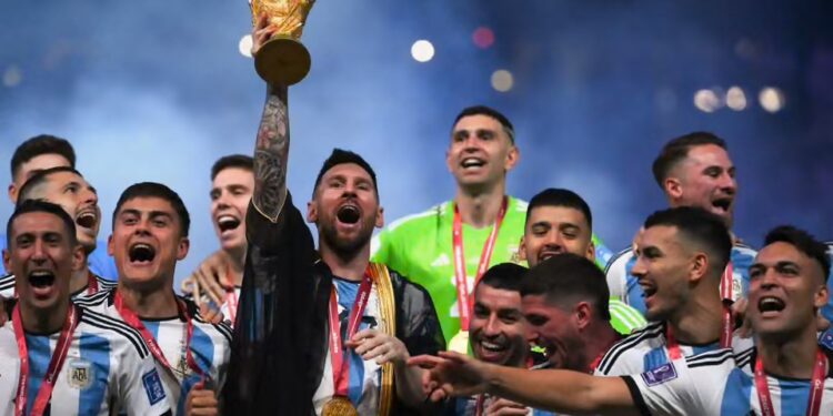 FIFA konsideron rritjen në 64 skuadra për Kampionatin Botëror 2030