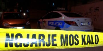 Tritol makinës në Krujë