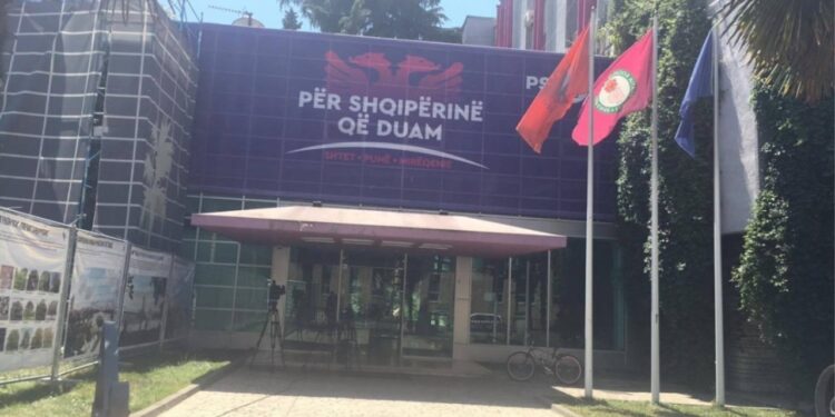 Lista me kandidatët e PS/ Kush mbeti jashtë dhe kush e ka vendin e sigurt