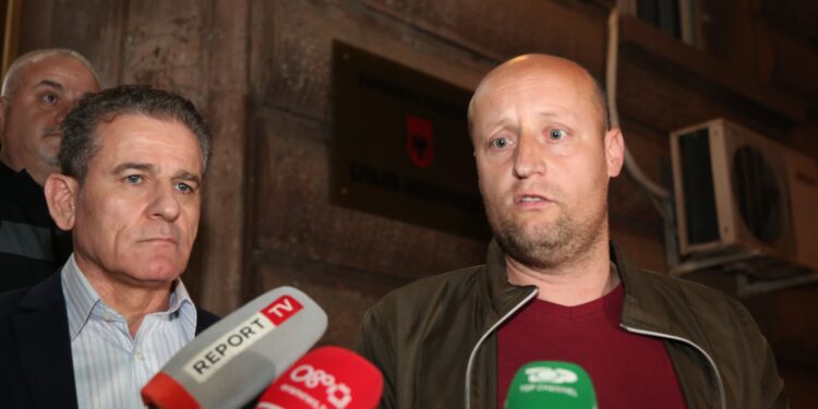 Kushtetuesja rrëzon SPAK / Sekuestron e Provave tek gazetari Elton Qyno të paligjshme