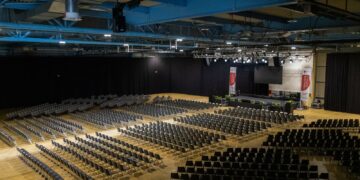 PD hap fushatën në Tiranë, PS vijon turin e Diasporës në FiereMalpensa