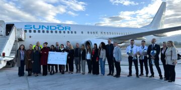 Izrael – Shqipëri, TIA mirëpret fluturimin e parë të Sandor El Al nga Tel Avivi në RINAS