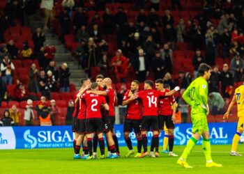 shqiperia, fiton me andoren