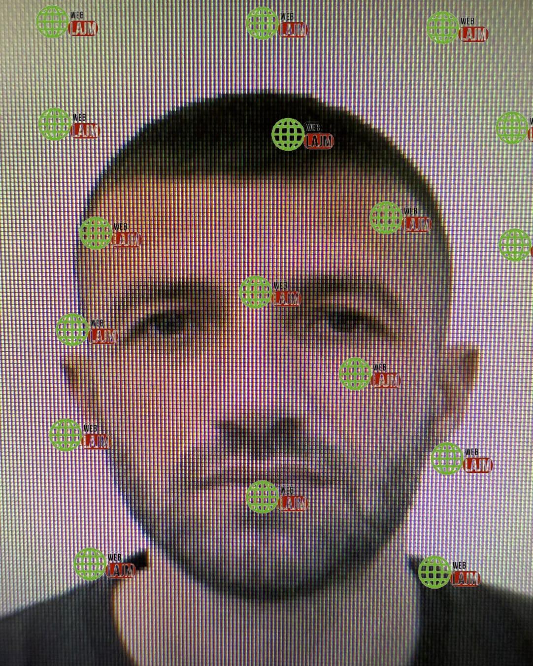 Qeni Antidrogë zbulon valixhen e trafikantit në Rinas / E mbushur plot me …/ PAMJET