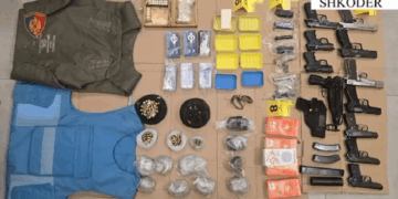 Zbulohet baza e armëve të rënda që përdorej nga grupet kriminale në Shkodër (FOTO)