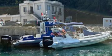 Përgjaket bregdeti JON, gomonia i pret gjymtyrët turistit Gjerman. Belgu thyen krahët me JetSki në Adriatik