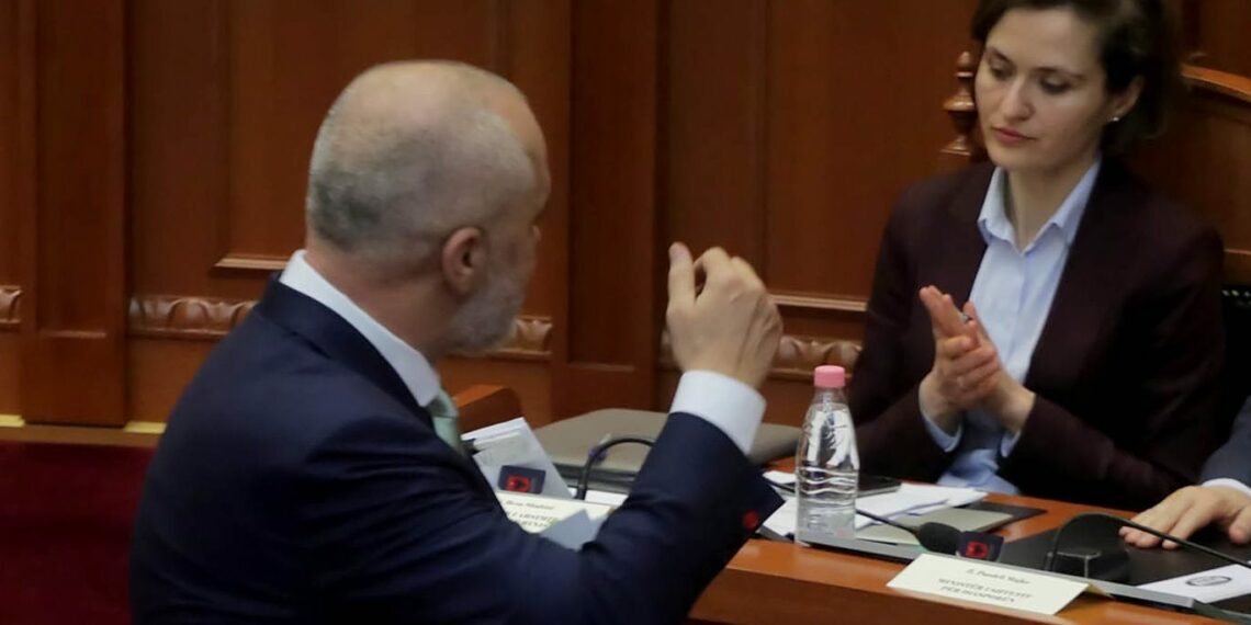 Ish Ministrja e Qeverisë Rama, Kandidate për Bashkinë e Kryeqytetit