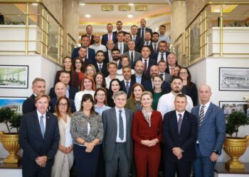 Lufta ndaj Krimit e Drogës / Dumani dhe Nallbati në tryezën e OSBE-së / Ambasadorja e SHBA: Kjo betejë, prioritet i TRUMP