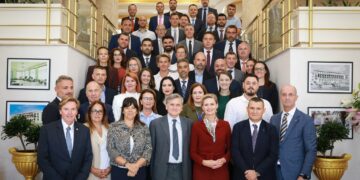 Lufta ndaj Krimit e Drogës / Dumani dhe Nallbati në tryezën e OSBE-së / Ambasadorja e SHBA: Kjo betejë, prioritet i TRUMP