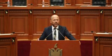 Tritol në banesën e Deputetit në Kamëz