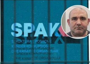 Dosja Avdylaj-Rrumi: Nga vrasjet te pronat në Lalëz / SPAK zbardh bisedën me Monikën