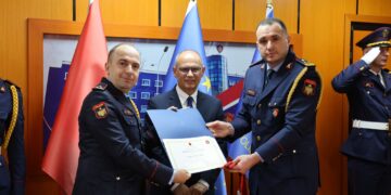 Nga Uniforma në Medalje / zv.Drejtori i Fierit dhe Kryepolici i Lezhës vlersohen nga Univesiteti i Tiranës