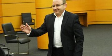 Pezullimi i Ballukut nga GJKKO / Reagojnë gjyqtarët: Rama po na bën presion